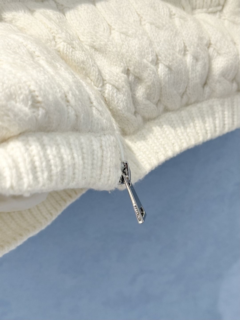 Moncler Down Jacket